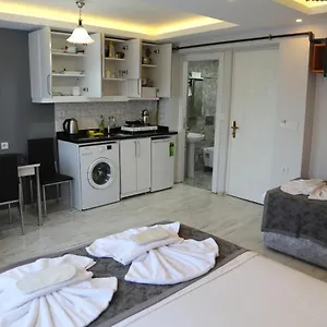 Aparthotel Arat