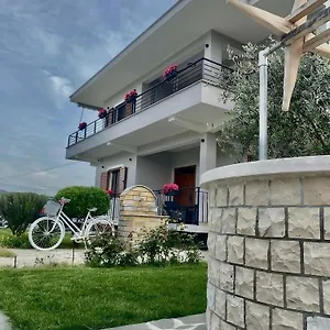 Bed & Breakfast Tabaku 